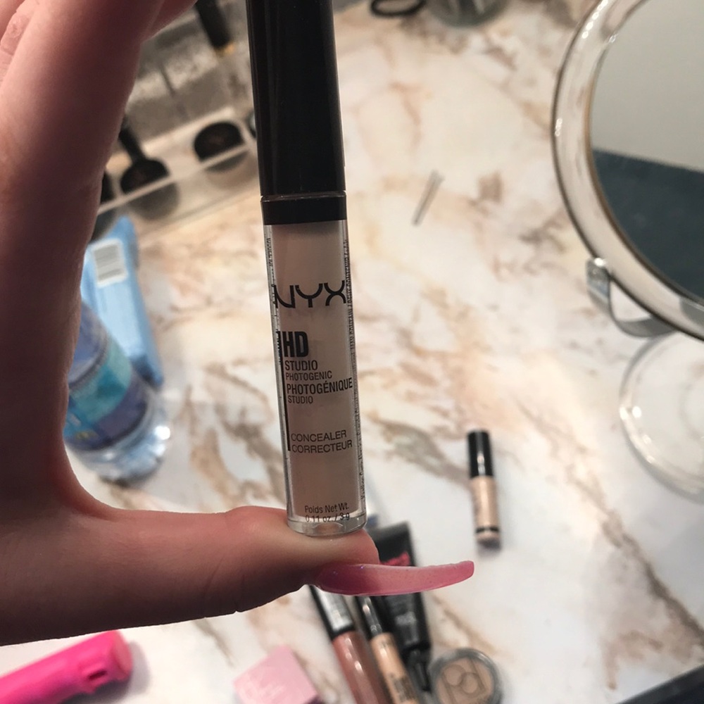 Makeup bundle - Picture 6 of 8